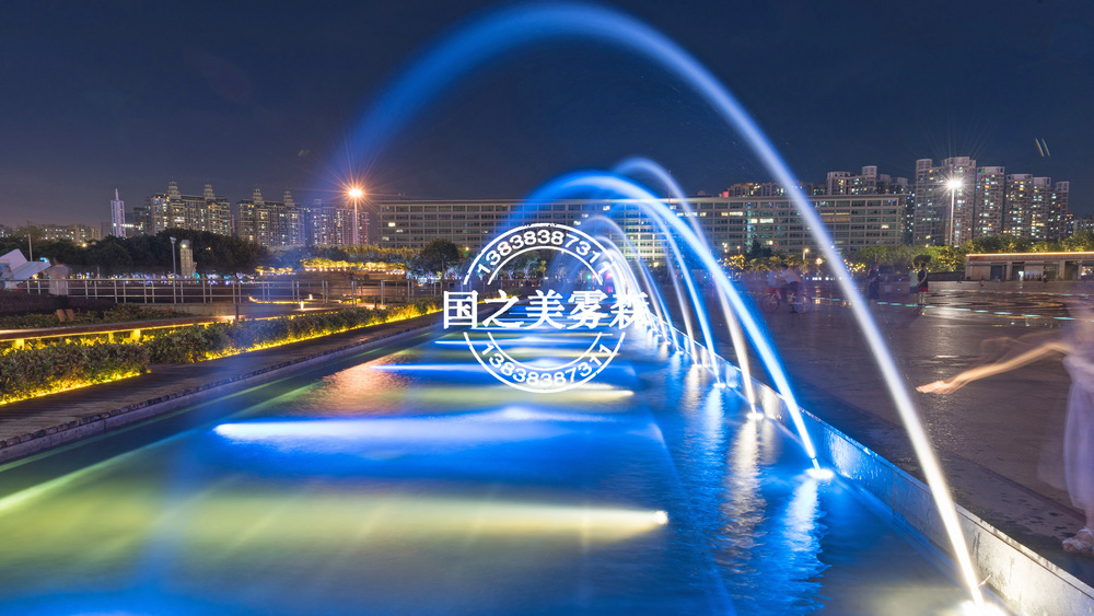 玻光喷泉001.jpg